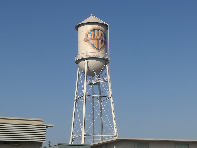 Warner Bros Tank