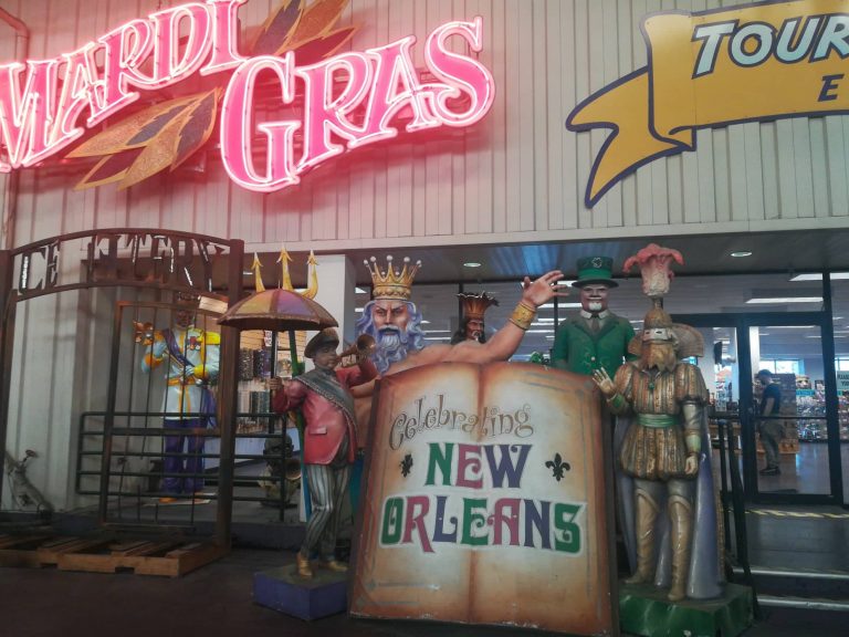 visita al Mardi Gras World ingresso