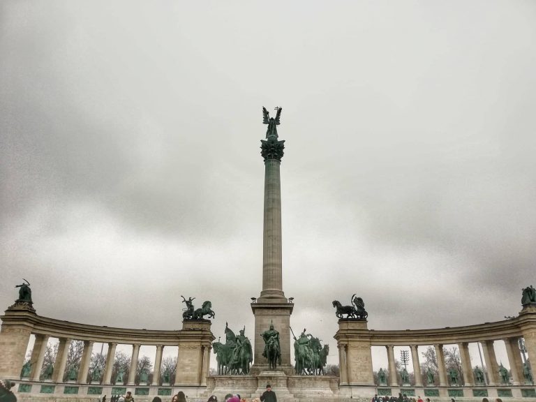 Piazza degli Eroi Budapest