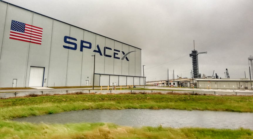 Hangar Space XKennedy Space Center a Cape Canaveral visibile con il bus tour