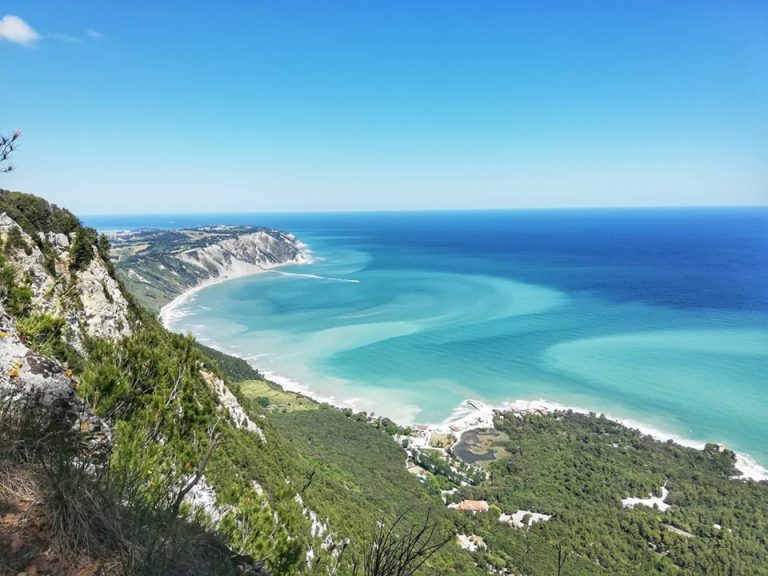 cosa fare nella Riviera del Conero all'aria aperta Sentieri del Monte Conero