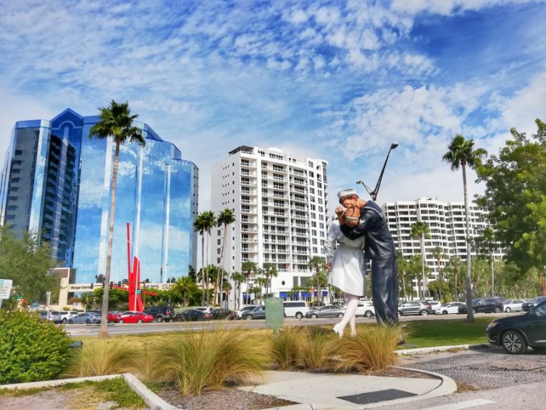 cosa-vedere-a-Sarasota-in-un-giorno-The-Unconditional-Surrender