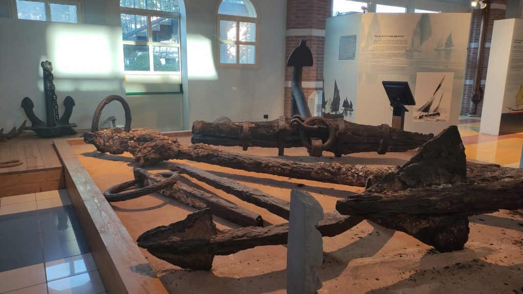 Vari tipi di ancore - Museo della Marineria - Cesenatico