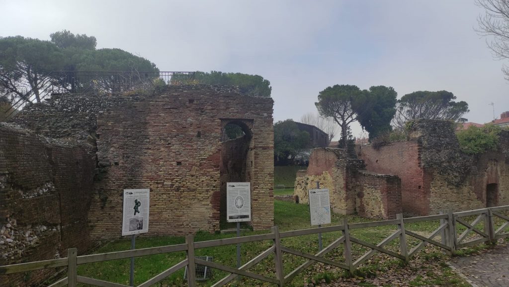 Anfiteatro romano cosa vedere a Rimini