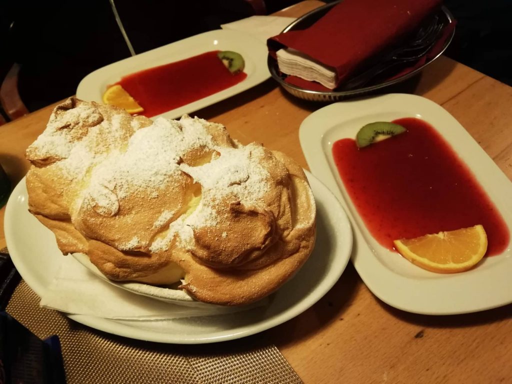   Dove mangiare Schneenockerl palatschinken  a Vienna Heindl’s Schmarren & Palatschinkenkuchl