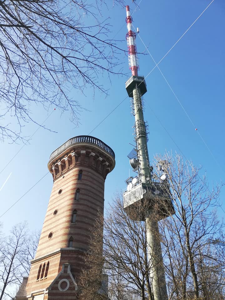 Stefanie-Warte e torre di trasmissione sulla collina di Kahlenberg - Vienna