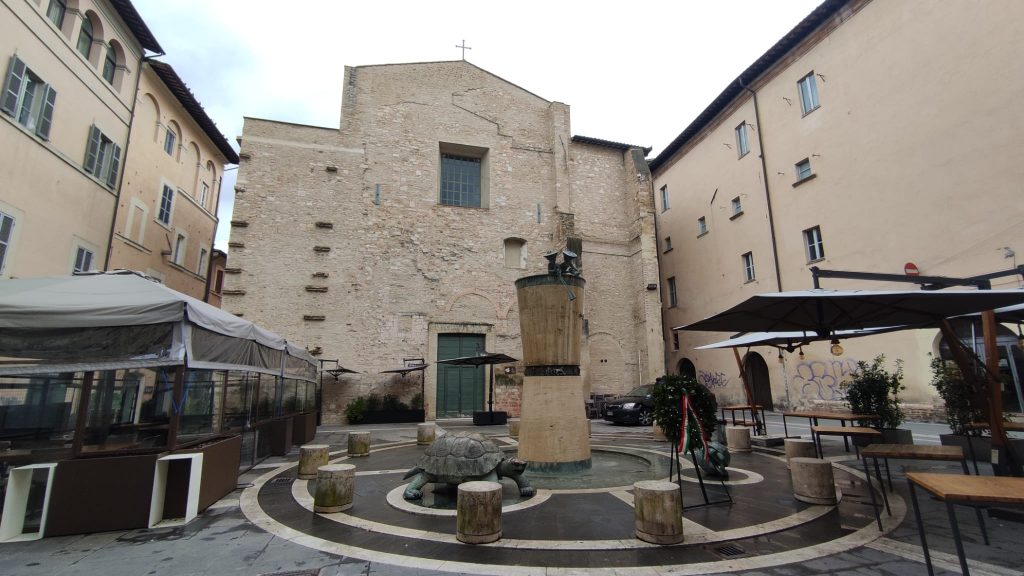 Chiesa Sant’Apollinare e Fontana in Memoria dei Caduti