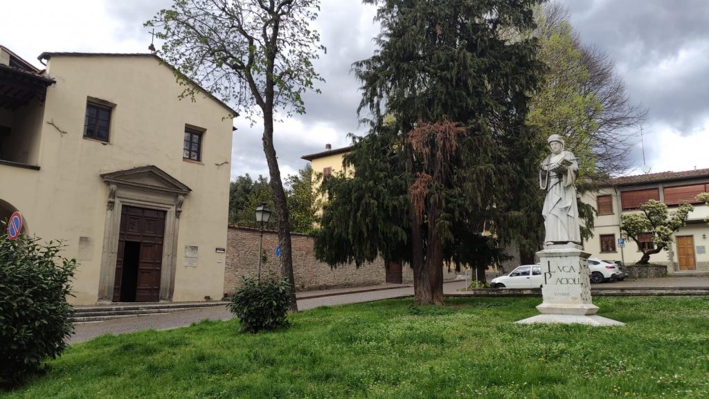 Statua di Luca Pacioli  cosa vedere a Sansepolcro