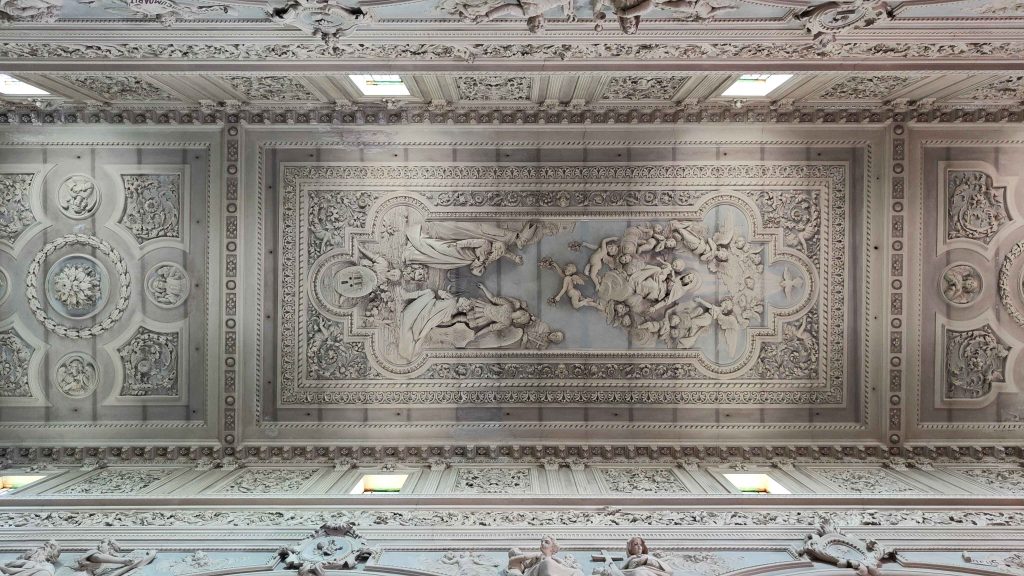 Soffitto della navata della Chiesa Madre di Santa Maria della Misericordia Pacentro