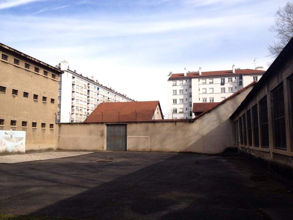 Prison de Montluc cosa vedere a Lione campo esterno