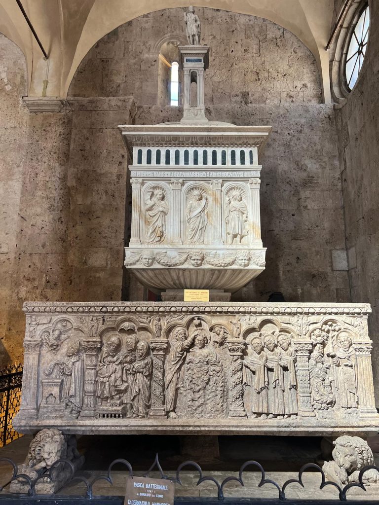 Fonte battesimale San Cerbone
