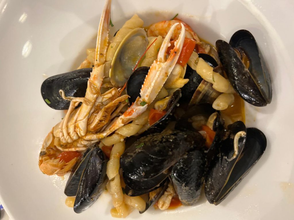 Busiate allo scoglio