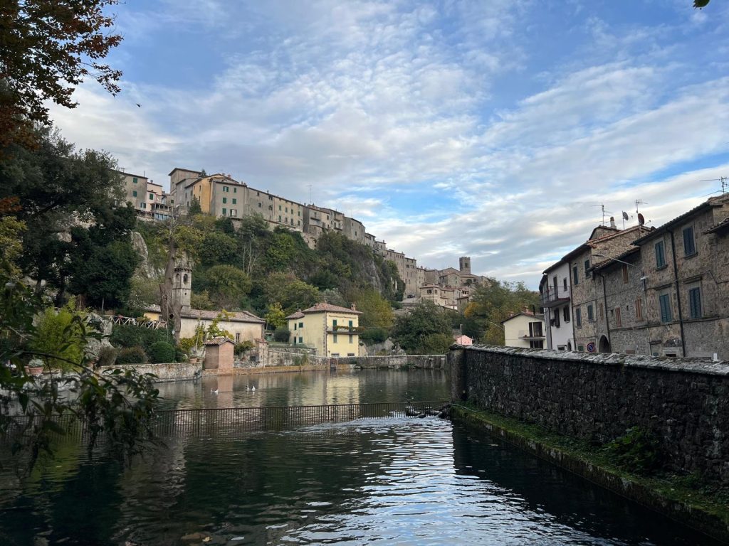 Peschiera Santa Fiora