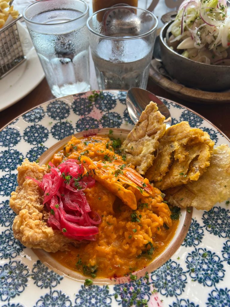 Guacho de mariscos Sabroso Panama