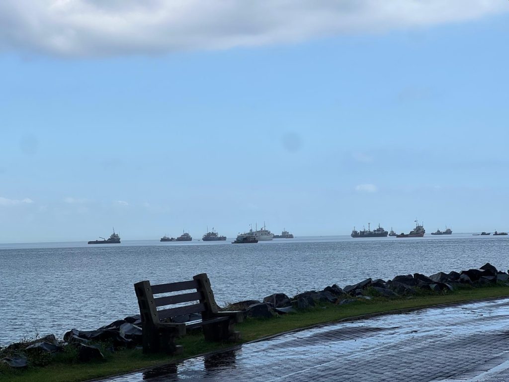 Vista sul canale di Panama da Amador Causeway Panama City