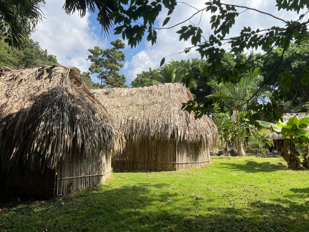 Piazza Indigena Mi Pueblito