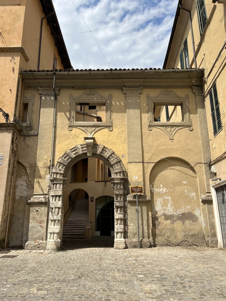 Palazzo Ghislieri Scalamonti Jesi