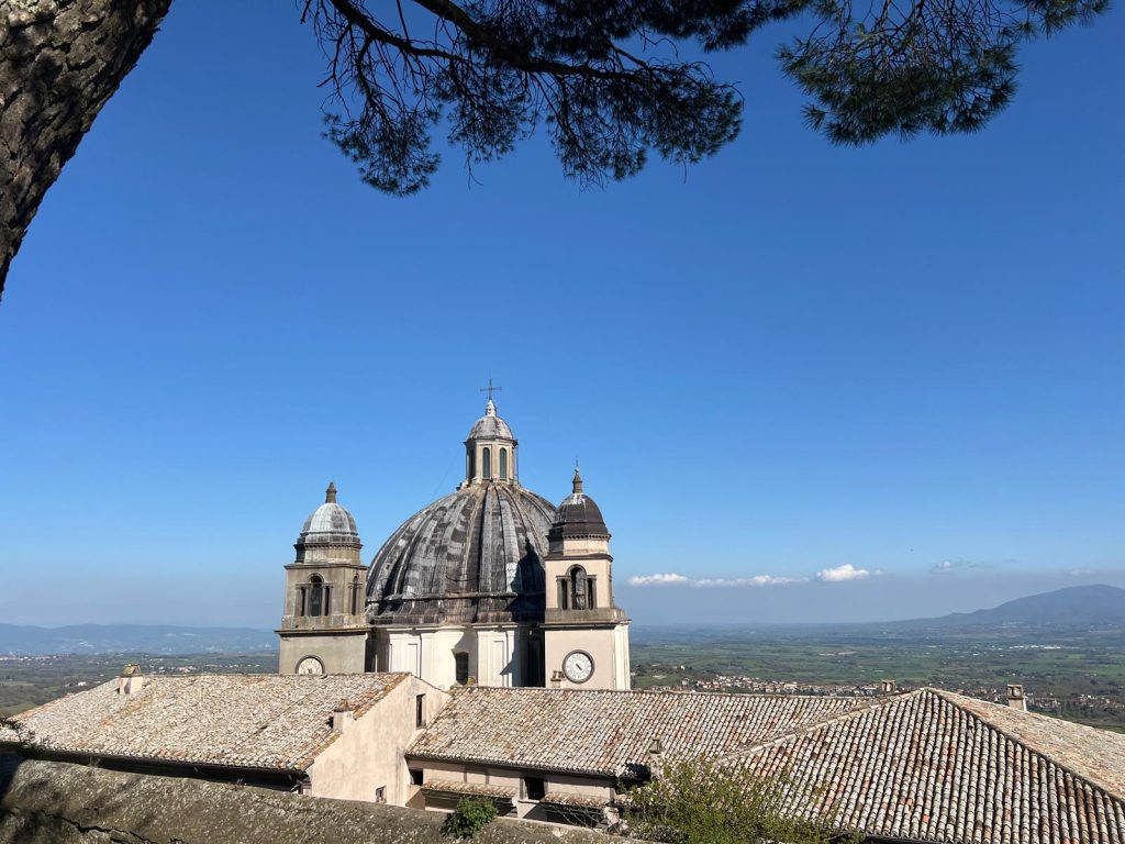 Cupola Duomo Montefiascone da Piazza della Rocca dei Papi