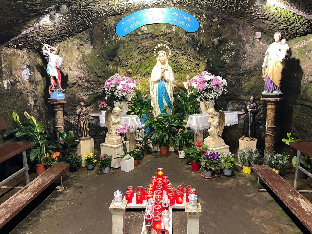 Grotta delle Apparizioni Marta