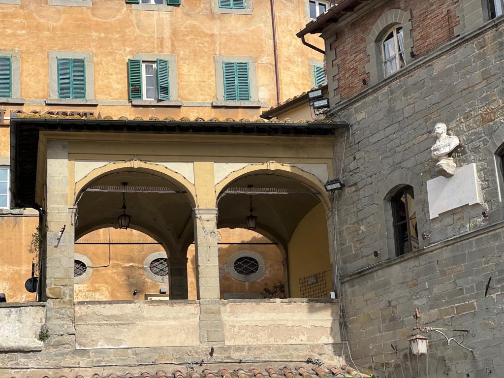 Logge della Pescheria Cortona Palazzo Passerini
