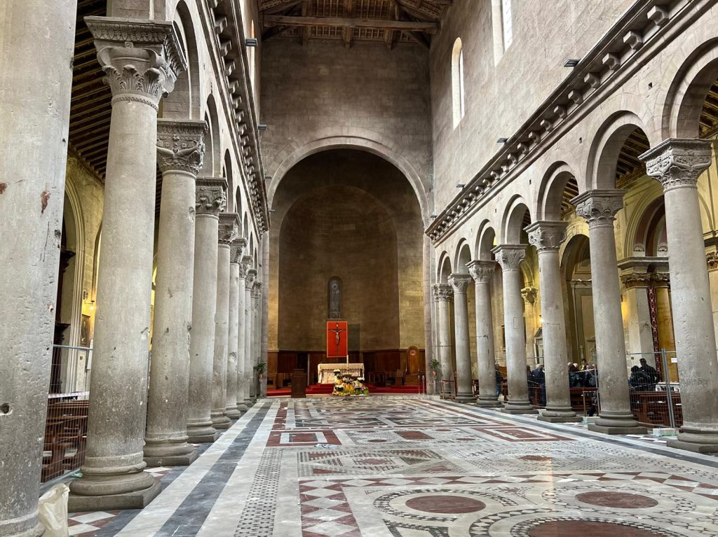 Interno Duomo Viterbo