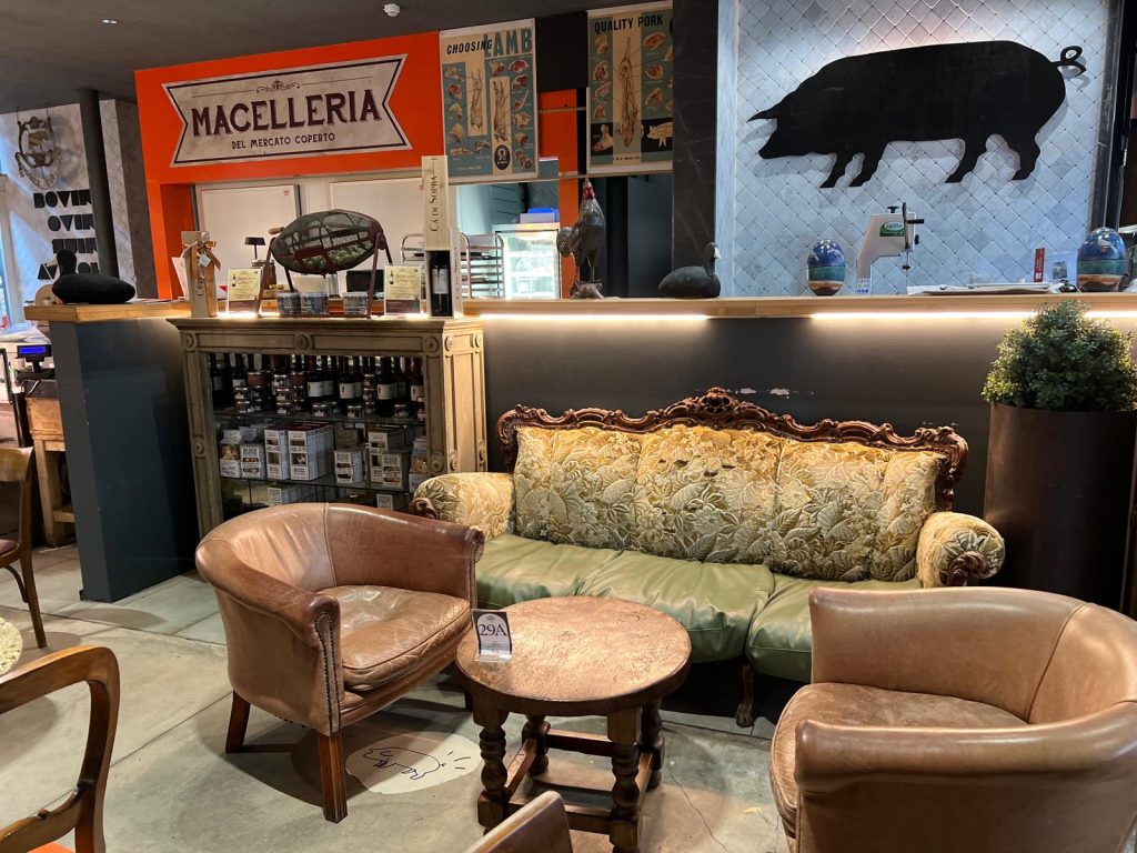 Mercato coperto Ravenna interni