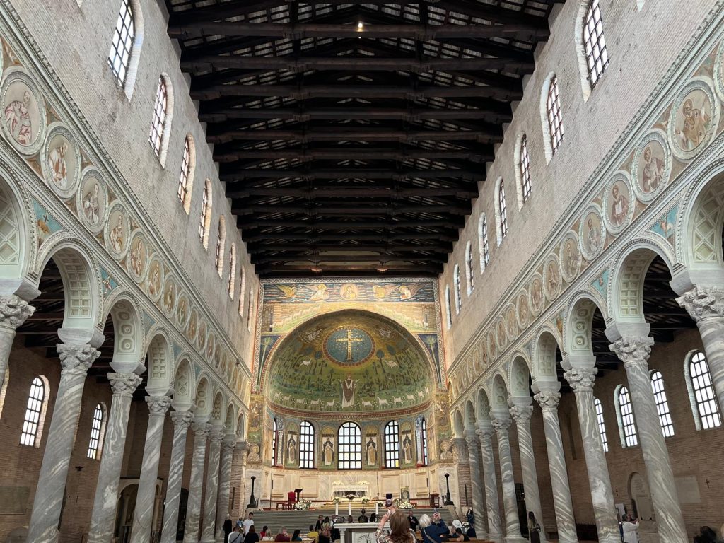 Sant'Apollinare in Classe Ravenna mosaici