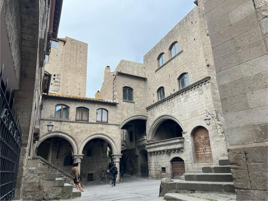Palazzo degli Alessandri Viterbo