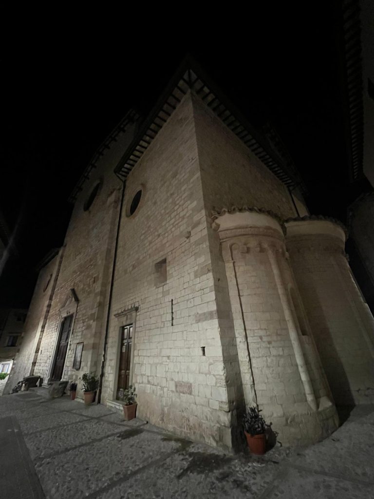 Chiesa di Sant'Emiliano by night Trevi