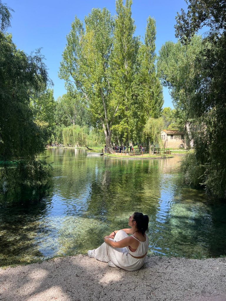 Simona alle Fonti del Clitunno